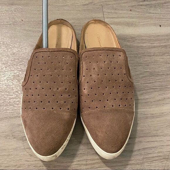 BCBGeneration tan suede slip on mules 8 - Picture 1 of 6